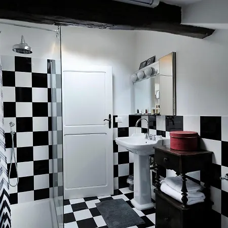 Ur Nest Testoni Bolonya